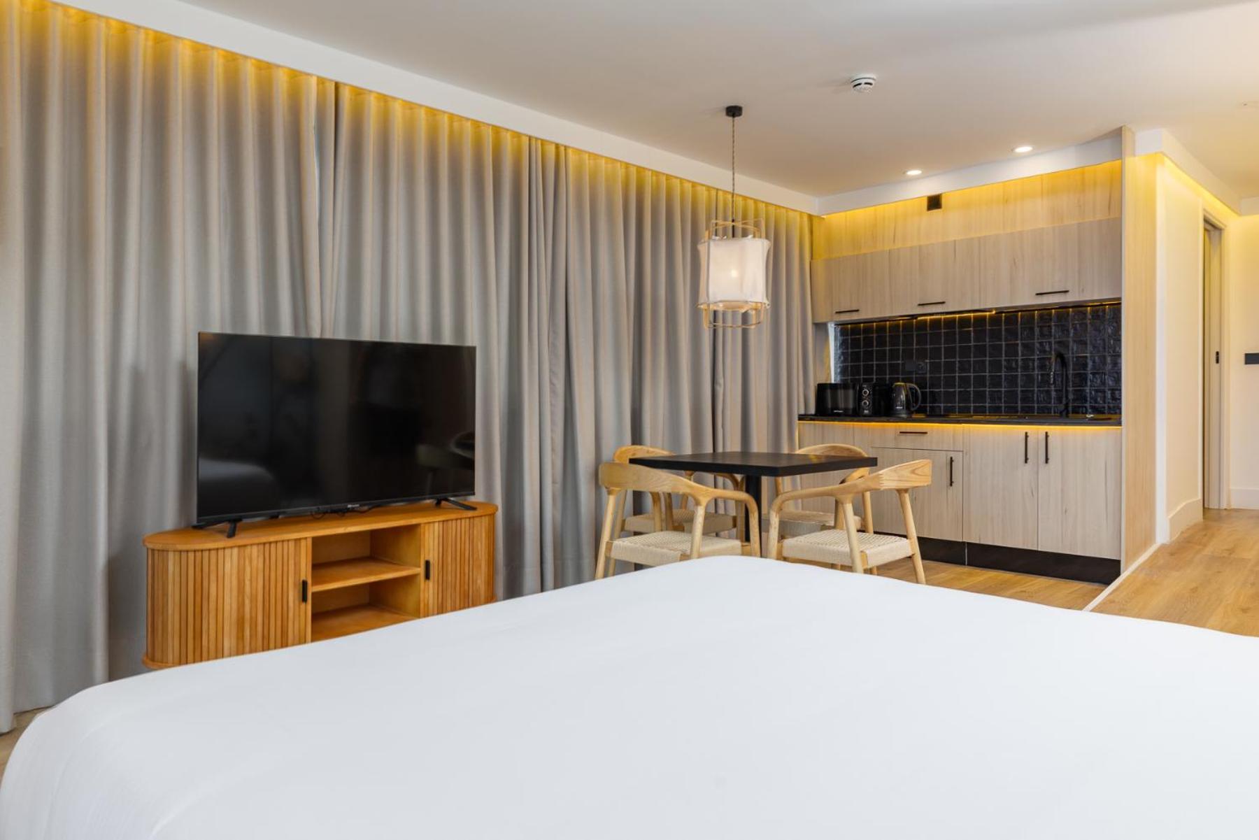 Ha Retiro Guest house Madrid