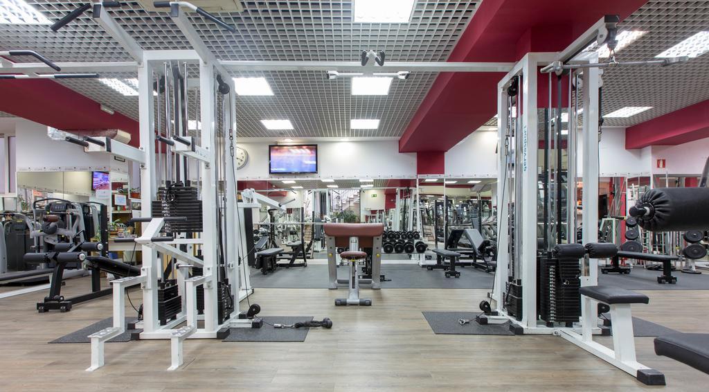 Bookinmadrid Com - Cascorro Sq 18 Pax Madrid