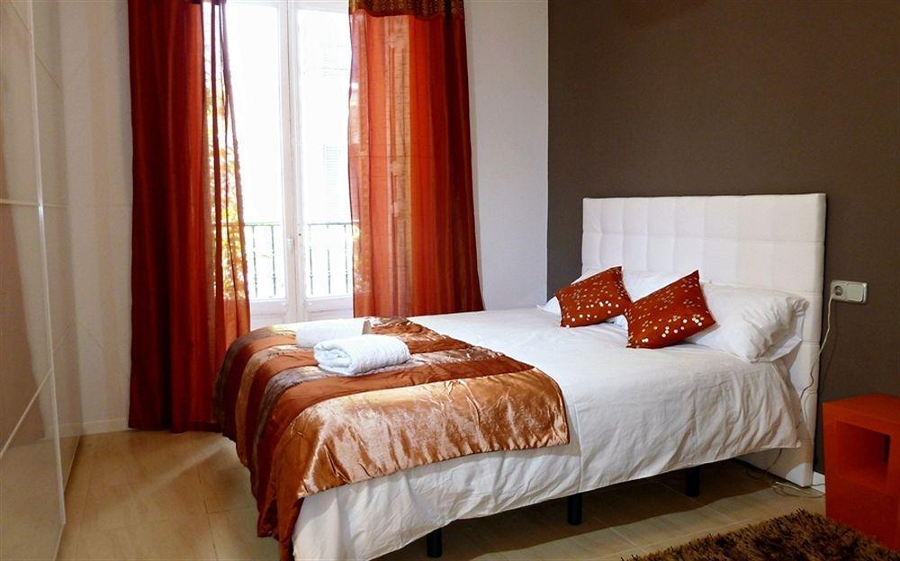 Sixrooms Plaza Mayor Affittacamere 4*