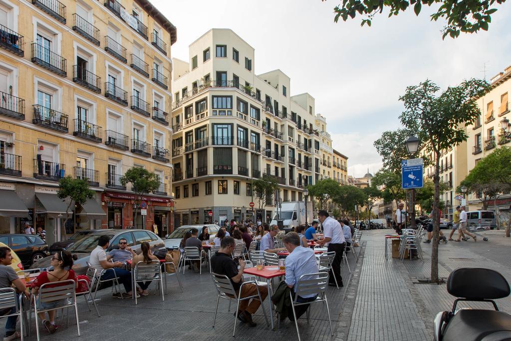 Bookinmadrid Com - Cascorro Sq 18 Pax Madrid