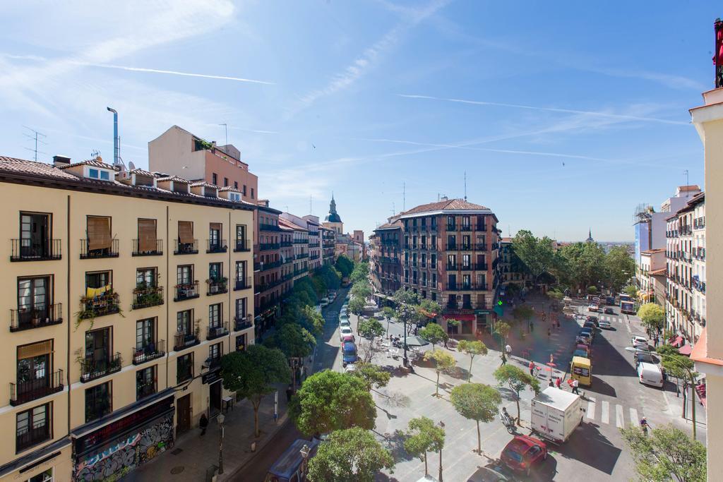 Apartment Bookinmadrid Com - Cascorro Sq 18 Pax Madrid