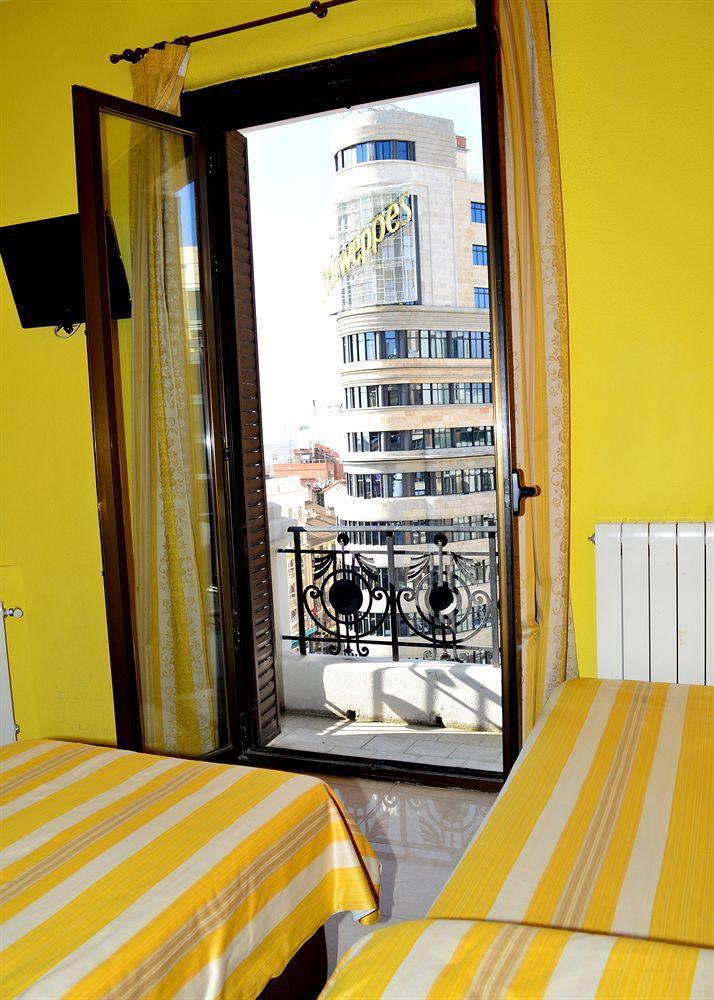 Hostel Josefina-gran Via *