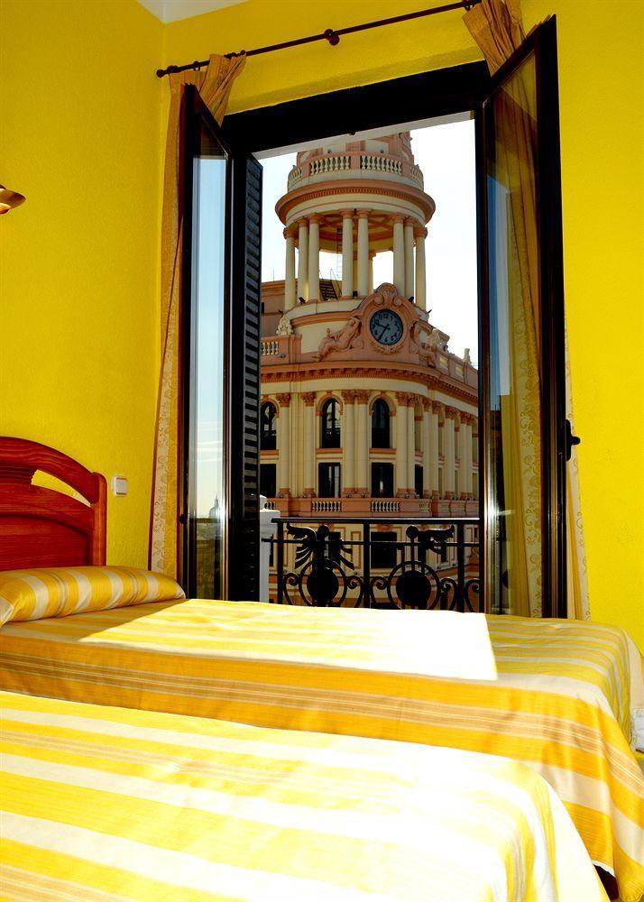 Hostel Josefina-gran Via