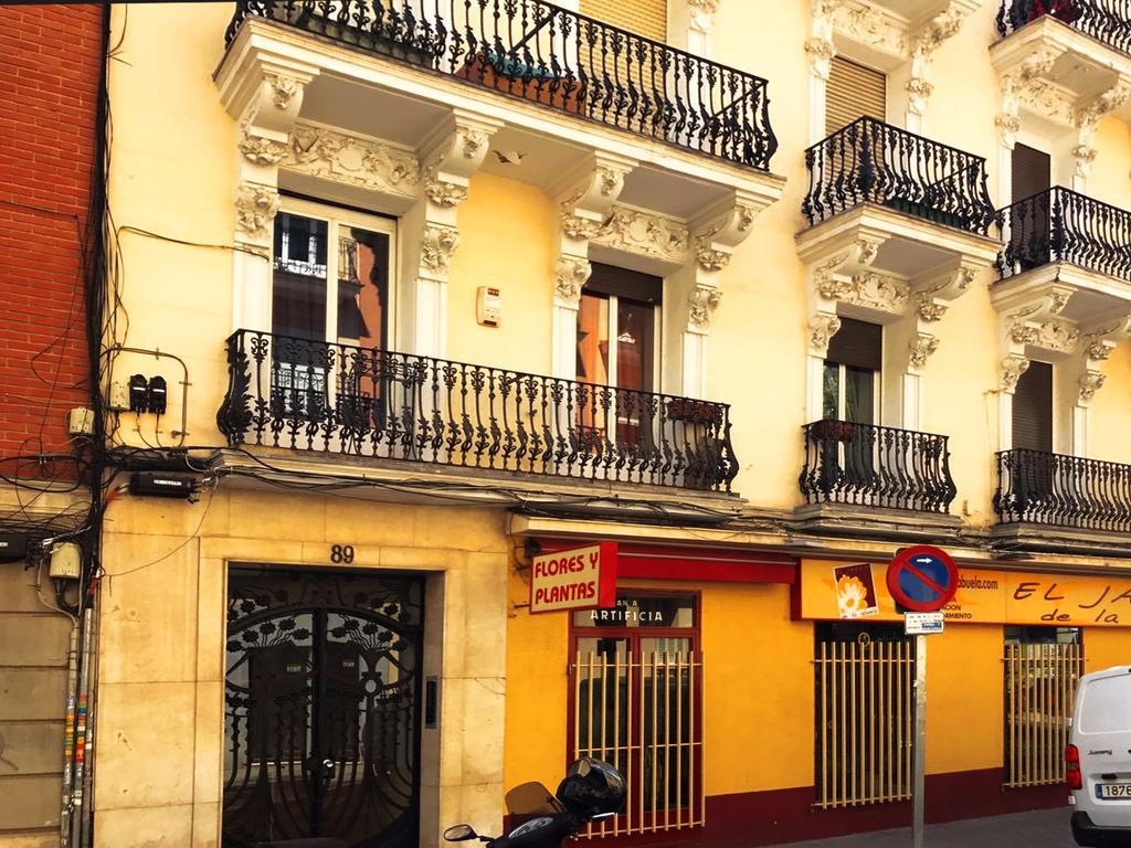 Bookingham ★apartaments & * Madri