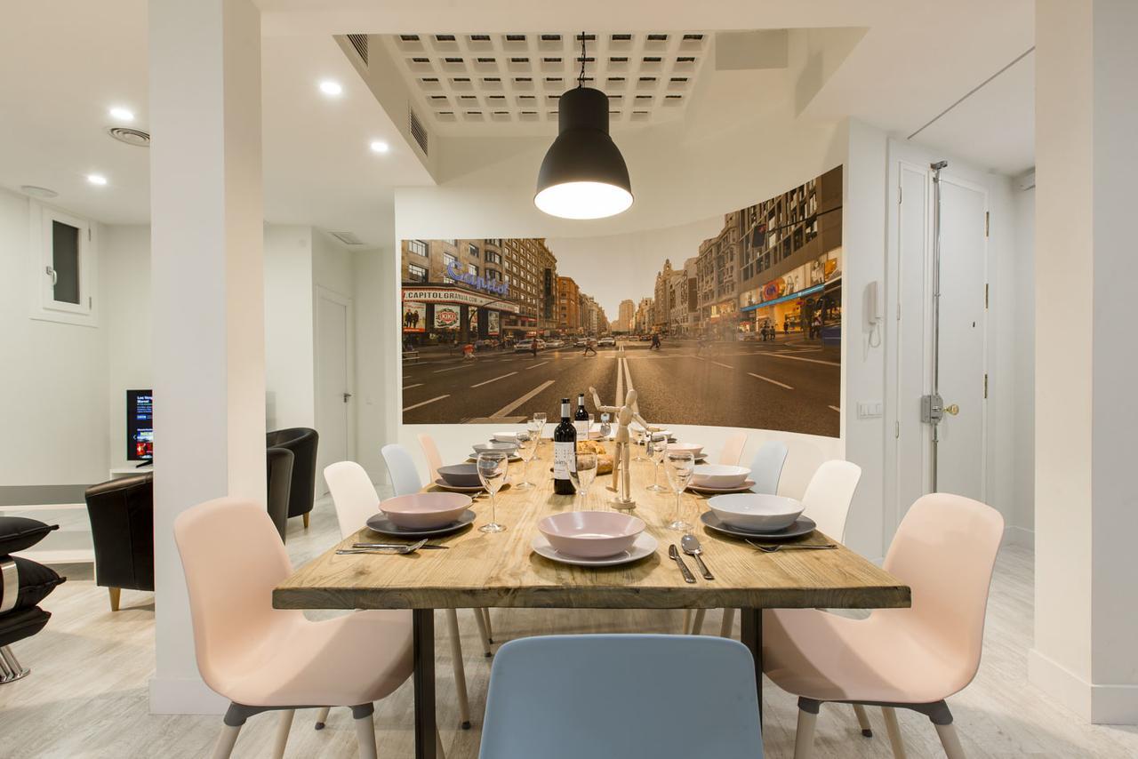 Bookinmadrid Com - Cascorro Sq 18 Pax Apartment Madrid