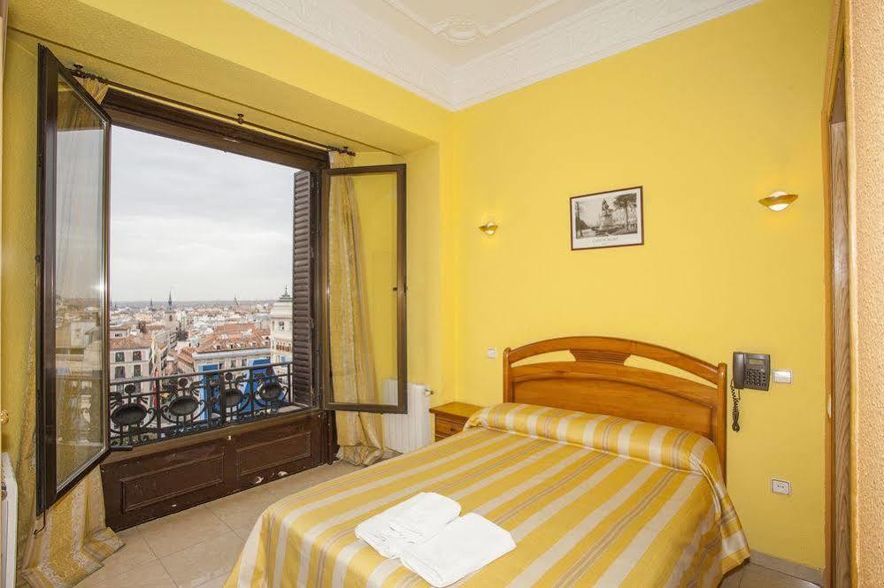 Hostel Josefina-gran Via *