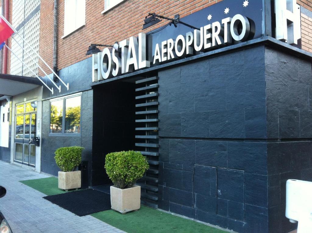 Guest house Aeropuerto 3*