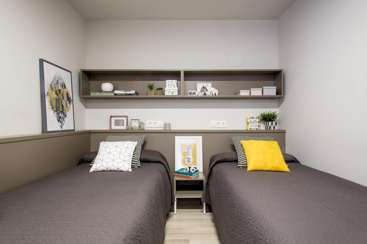 Residencia Universitaria Resa Claudio Coello Apartment