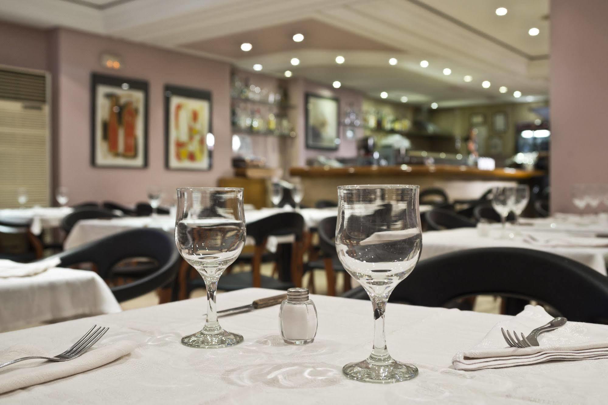 Trafalgar Hotel 3*