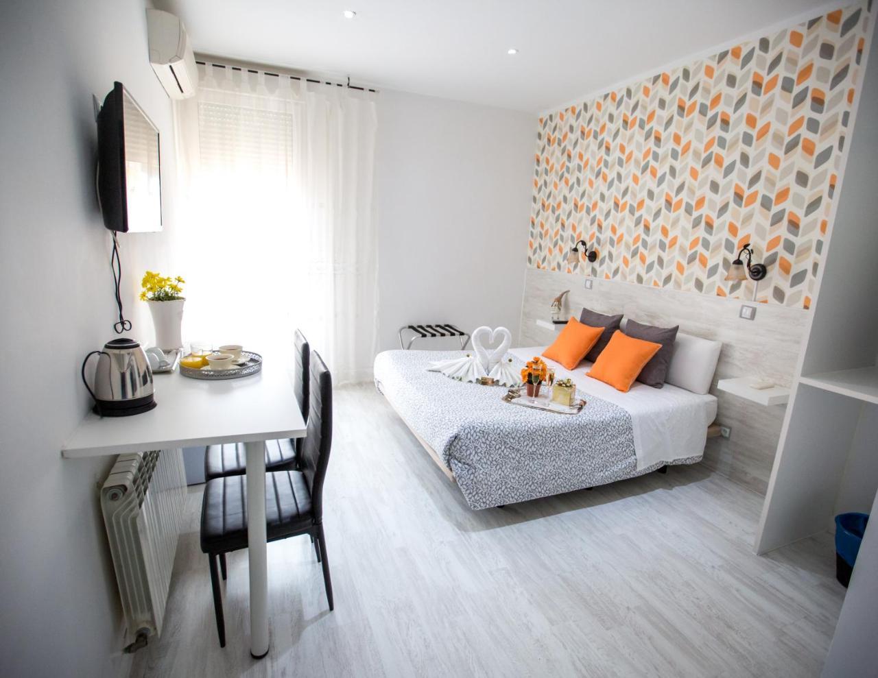 Bloom Guest house 2*