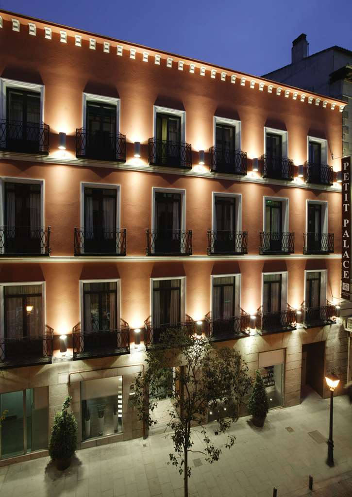 Petit Palace Tres Cruces Madrid
