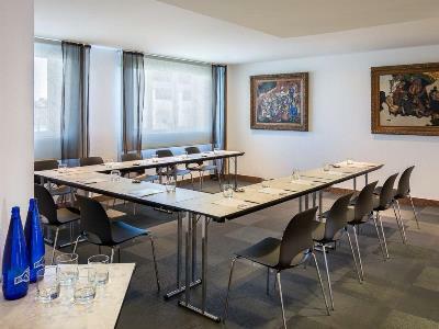 Rafaelhoteles Atocha Hotel 4*