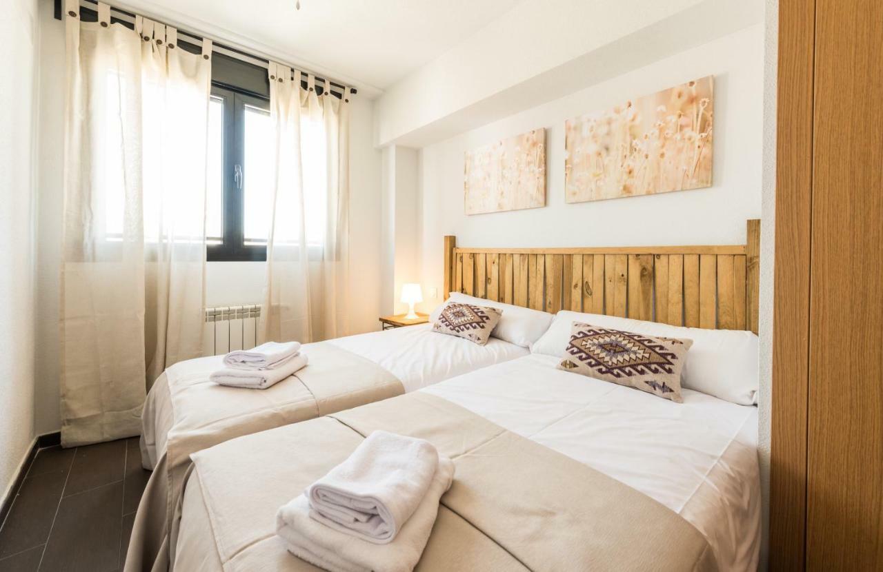 2 Apartment *