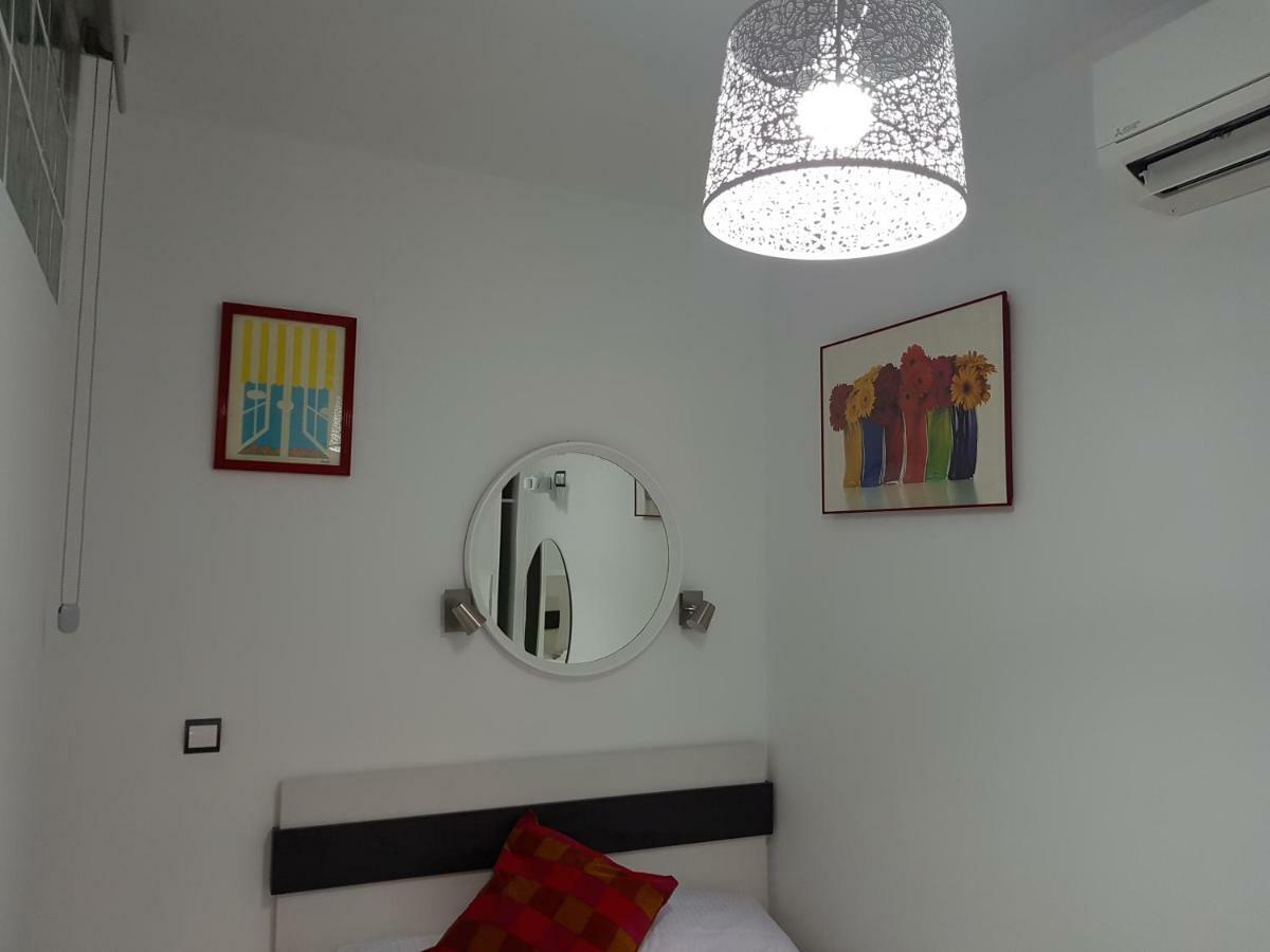 Appartamento Centro Atocha Corta Estancia, No Turistico *