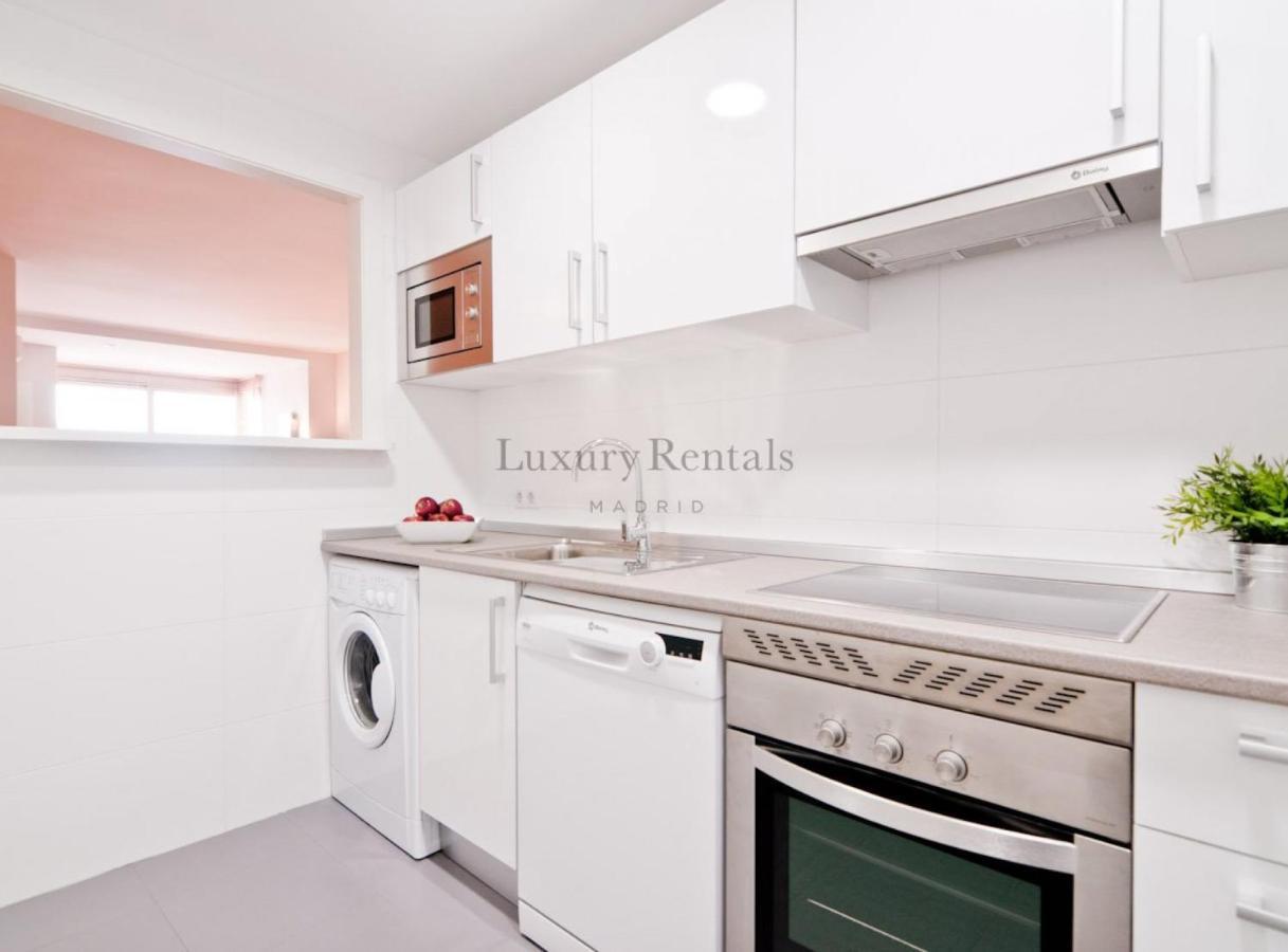 Spacious Temporary In Argueelles Close To Moncloa, Chamberi & Gran Via, Princesa V Apartamento Madri