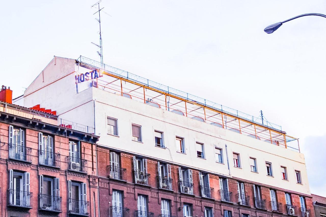 Metropolitan Atocha Guest house