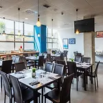 Madrid Airport Suites, Affiliated By Melia