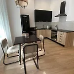 Auditorio/Bernabeu Apartment1