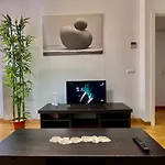 Deyanira Suite, Aeropuerto, Ifema