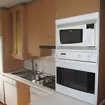 Acogedor Apartamento Muy Bien Conectado Y Equipado En Madrid