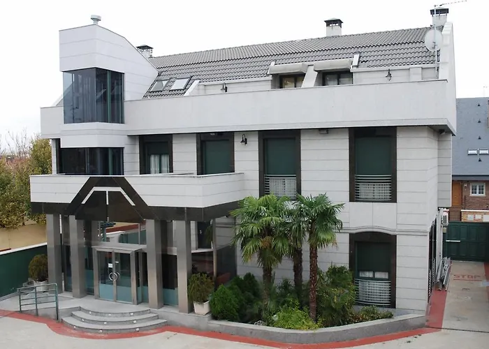 Hostal Los 5 Pinos