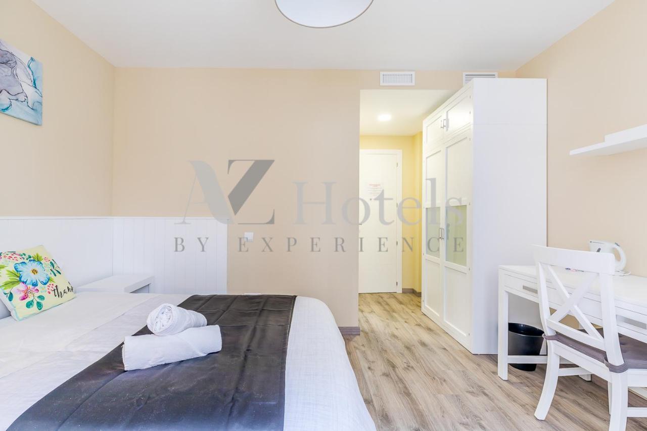 Ayz Villegas - Auto Check-in Hotel Madrid