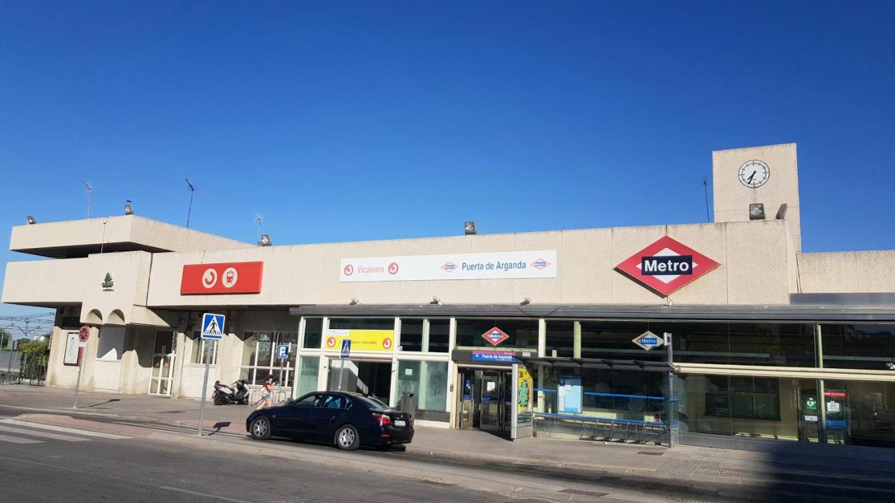 Residencial En Alquiler De Corta No Turistico Madri