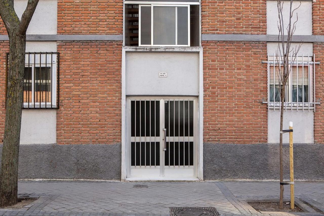Cosy 2bed In Weasy Airport Access Apartamento Madri