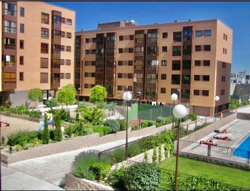 Apartment Deyanira Suite, Aeropuerto, Ifema *