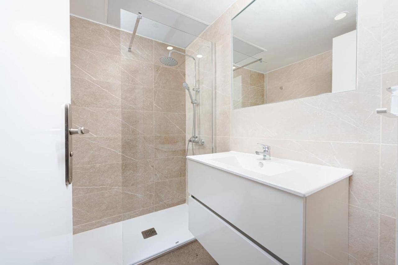 Magnificient Furnished Francisco Remiro In Guindalera * Madrid