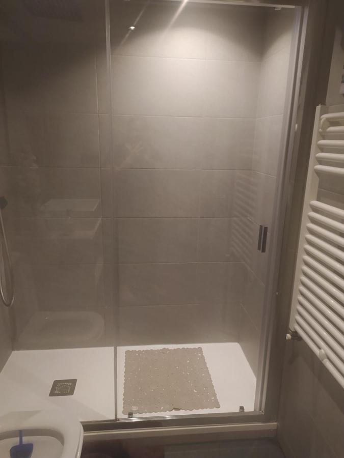 Nuevo Habitación en casa particular