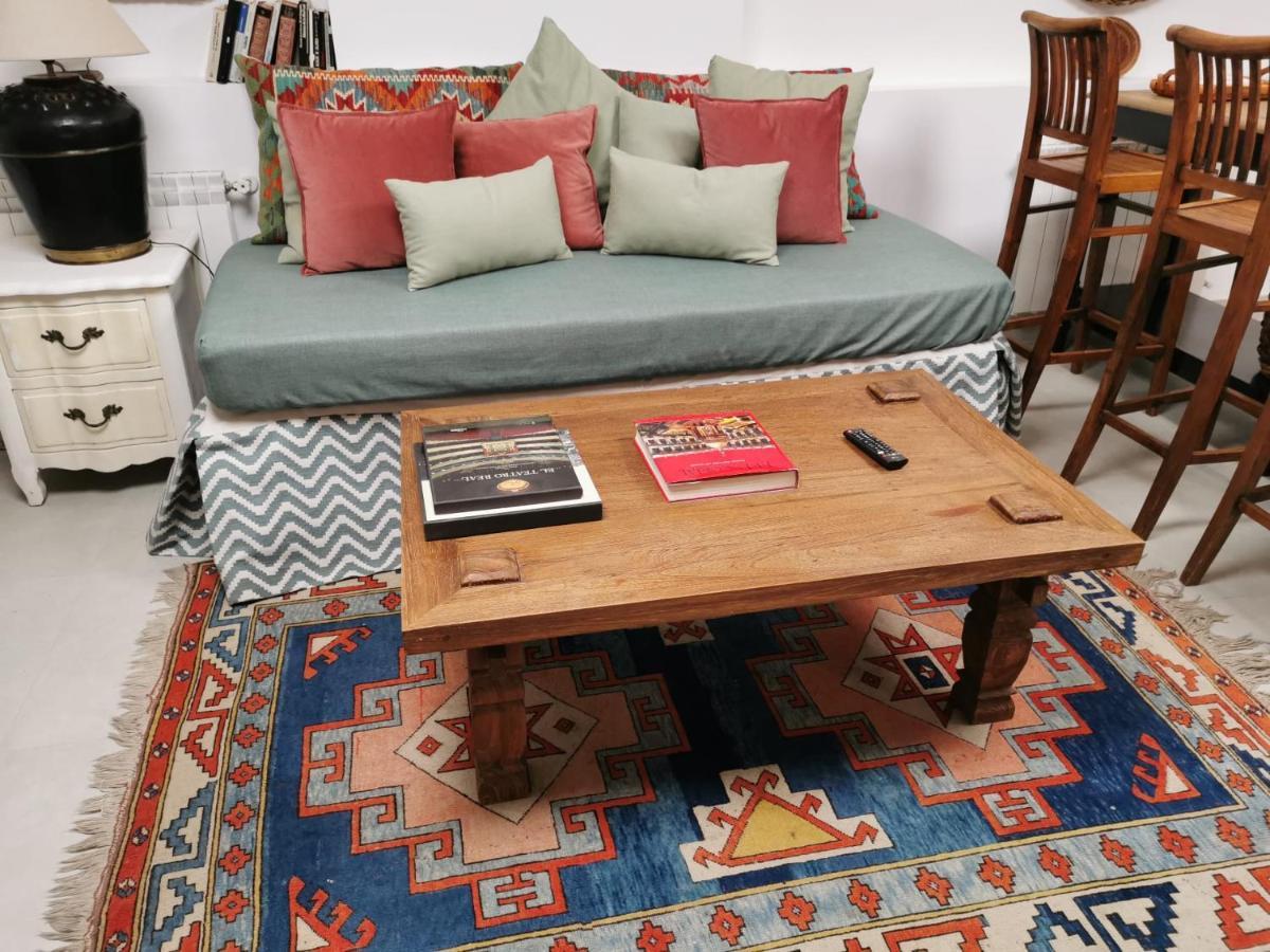 Loft In Beautiful 19th Century House Madrid