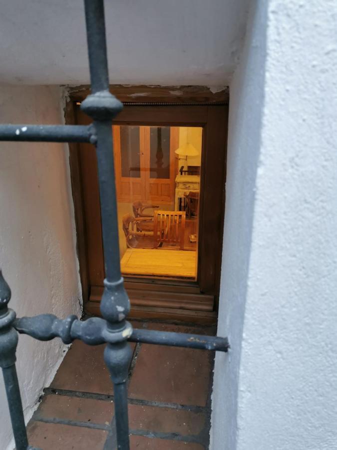 Loft In Beautiful 19th Century House *