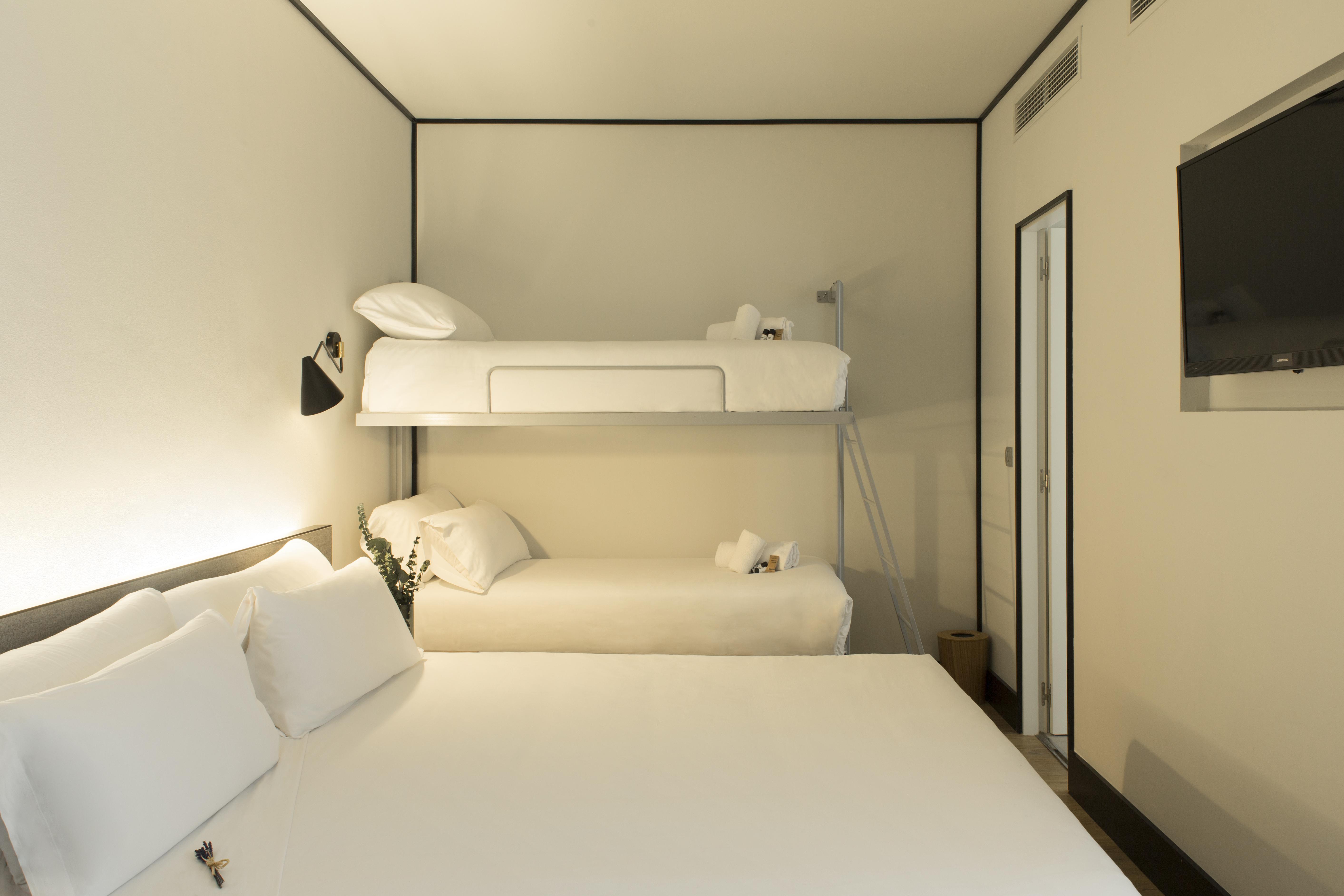 Icon Embassy Hotel