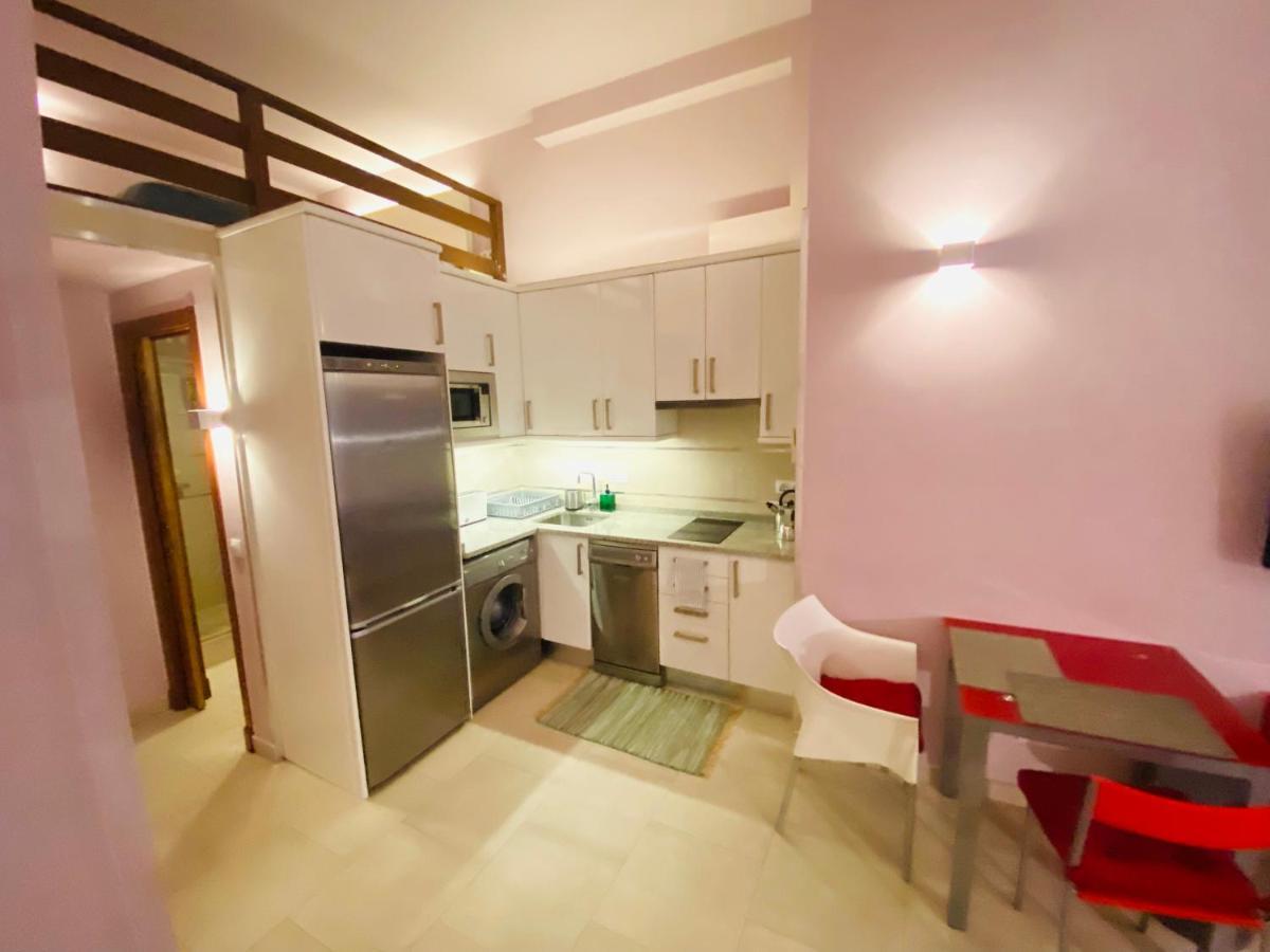 Apartment Puzzle Sol *
