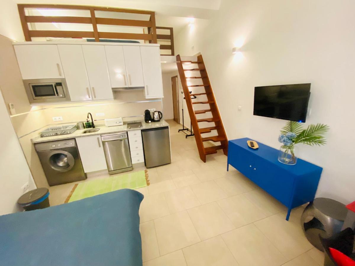 Apartment Puzzle Sol
