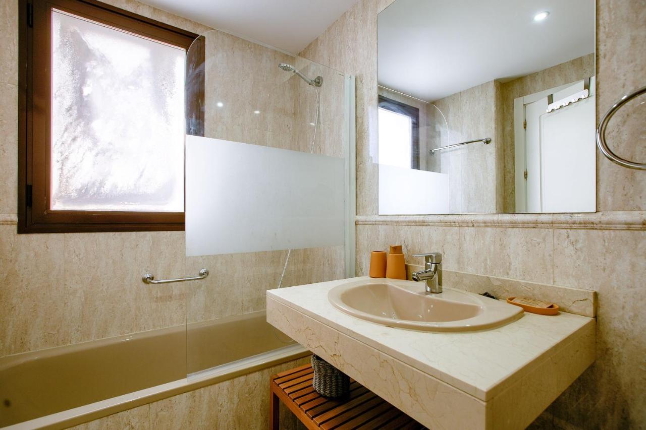 Charming Airport Apartamento