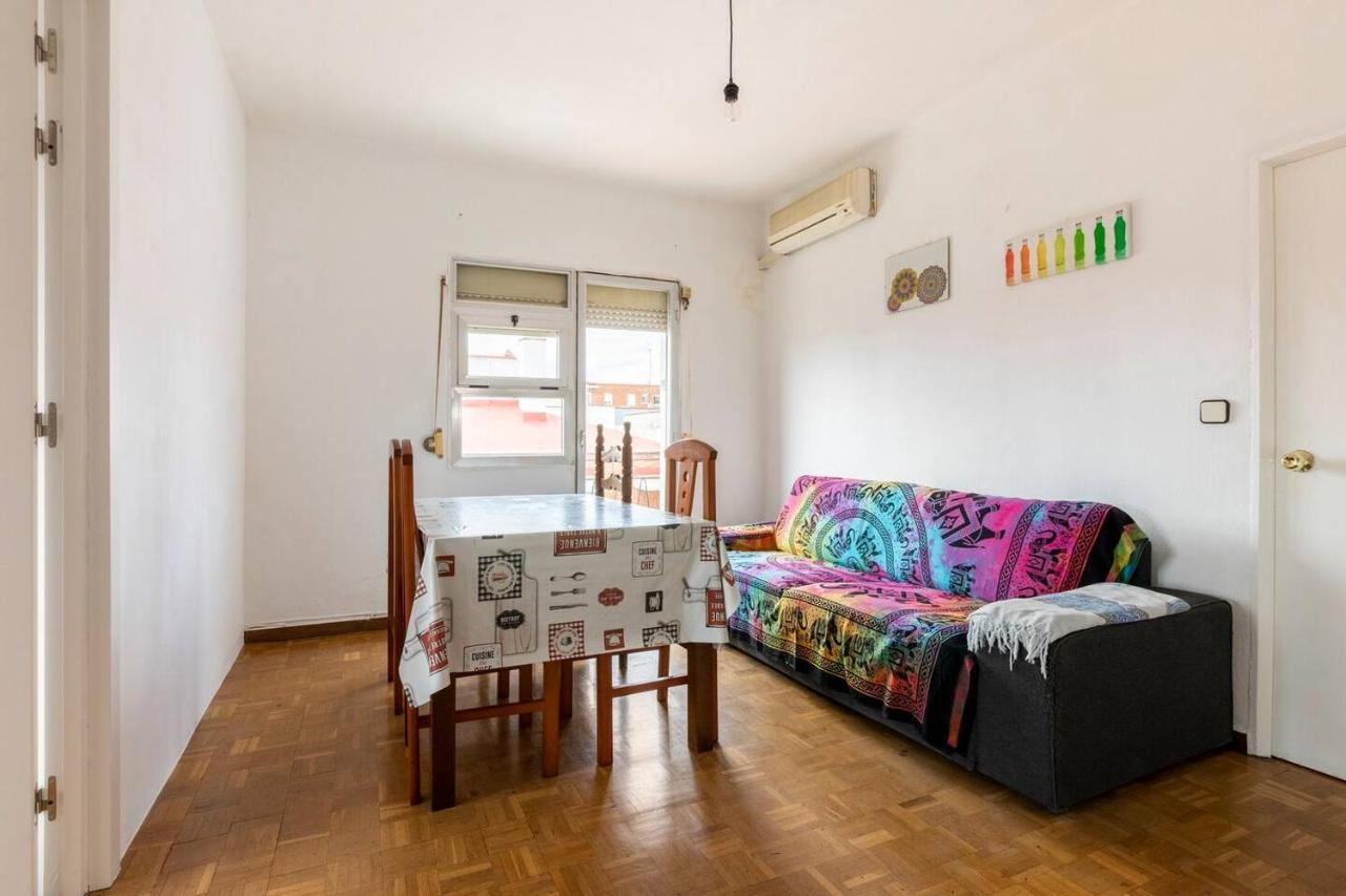 Linda Estancia Entre El Centro Y El Aeropuerto Accommodatie bij particulieren Madrid