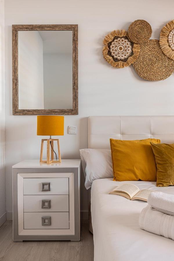 Apartment Bnbholder Terrace, Pool & Gym Las Tablas Madrid