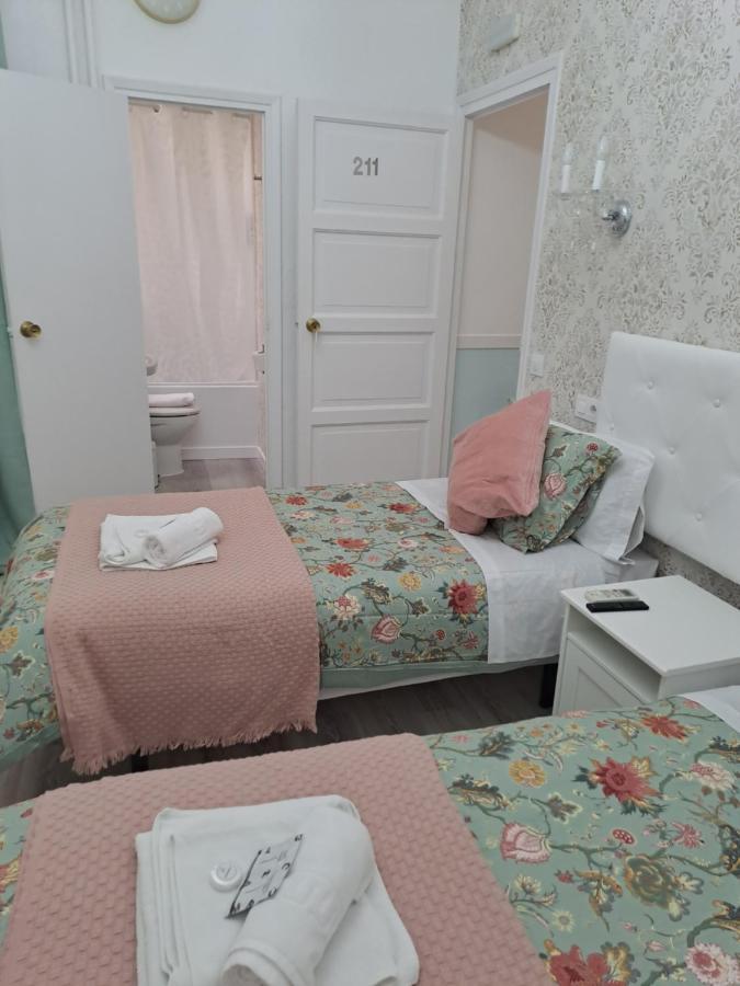 Milan Casa de hóspedes Madri