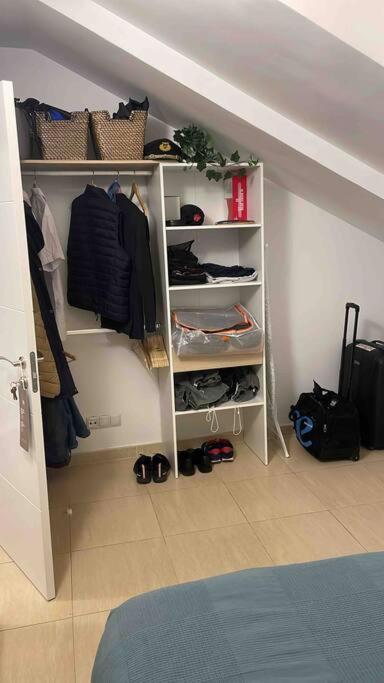 Recien Reformado En Barajas Pueblo Apartamento Madri