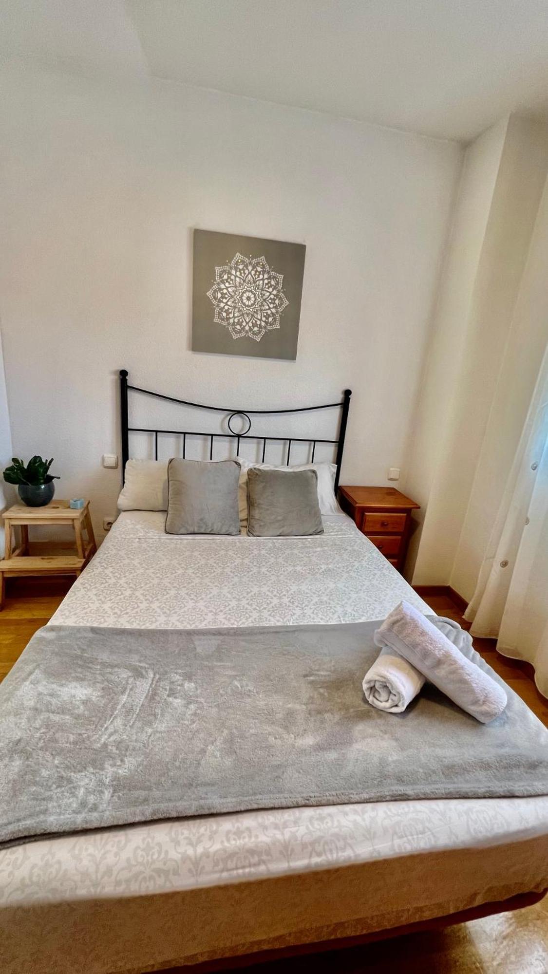 Apartment Deyanira Suite, Aeropuerto, Ifema Madrid