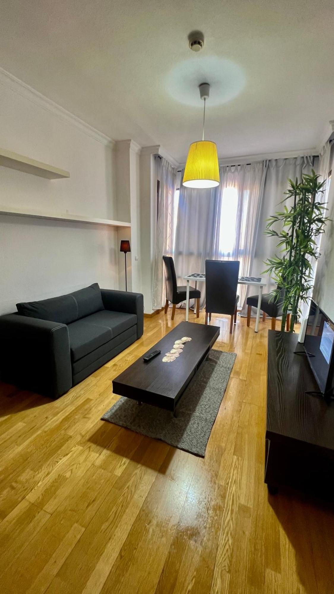 Deyanira Suite, Aeropuerto, Ifema Madrid