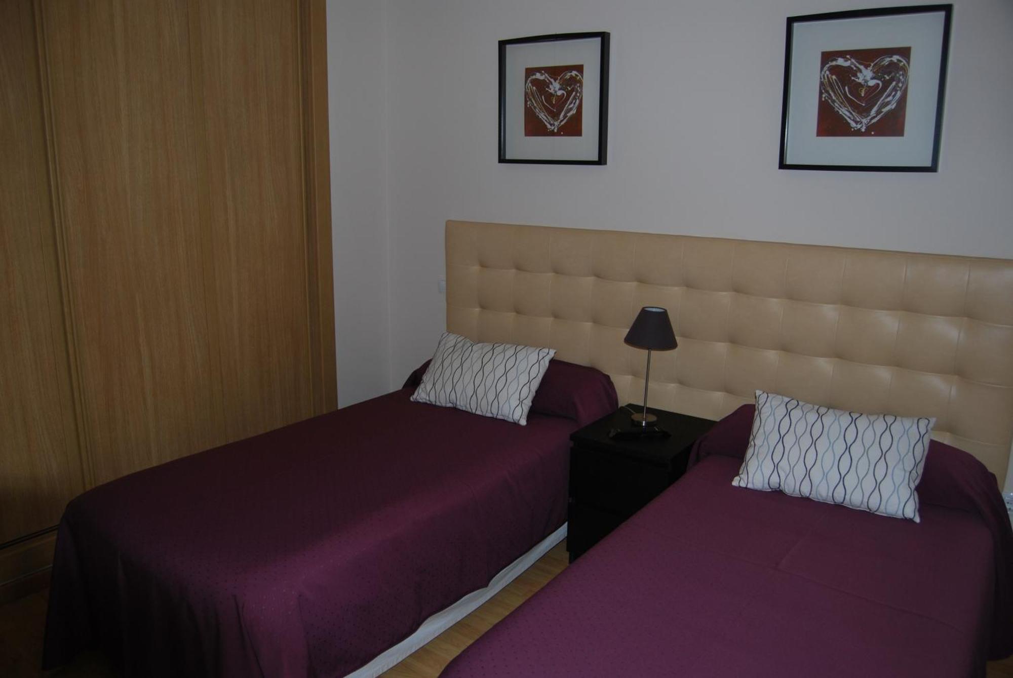 Aparthotel Encasa 3*