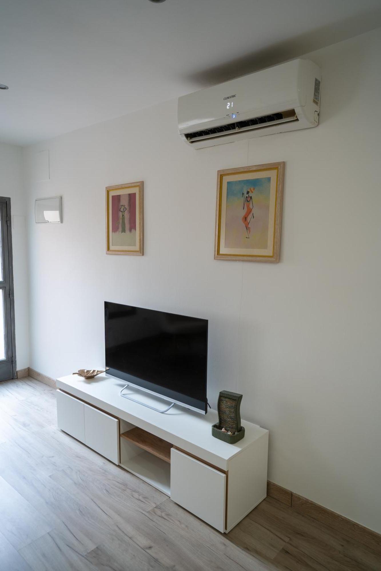 Comodo Piso Cerca Del Aeropuerto By Bebalmy Apartamento Madrid