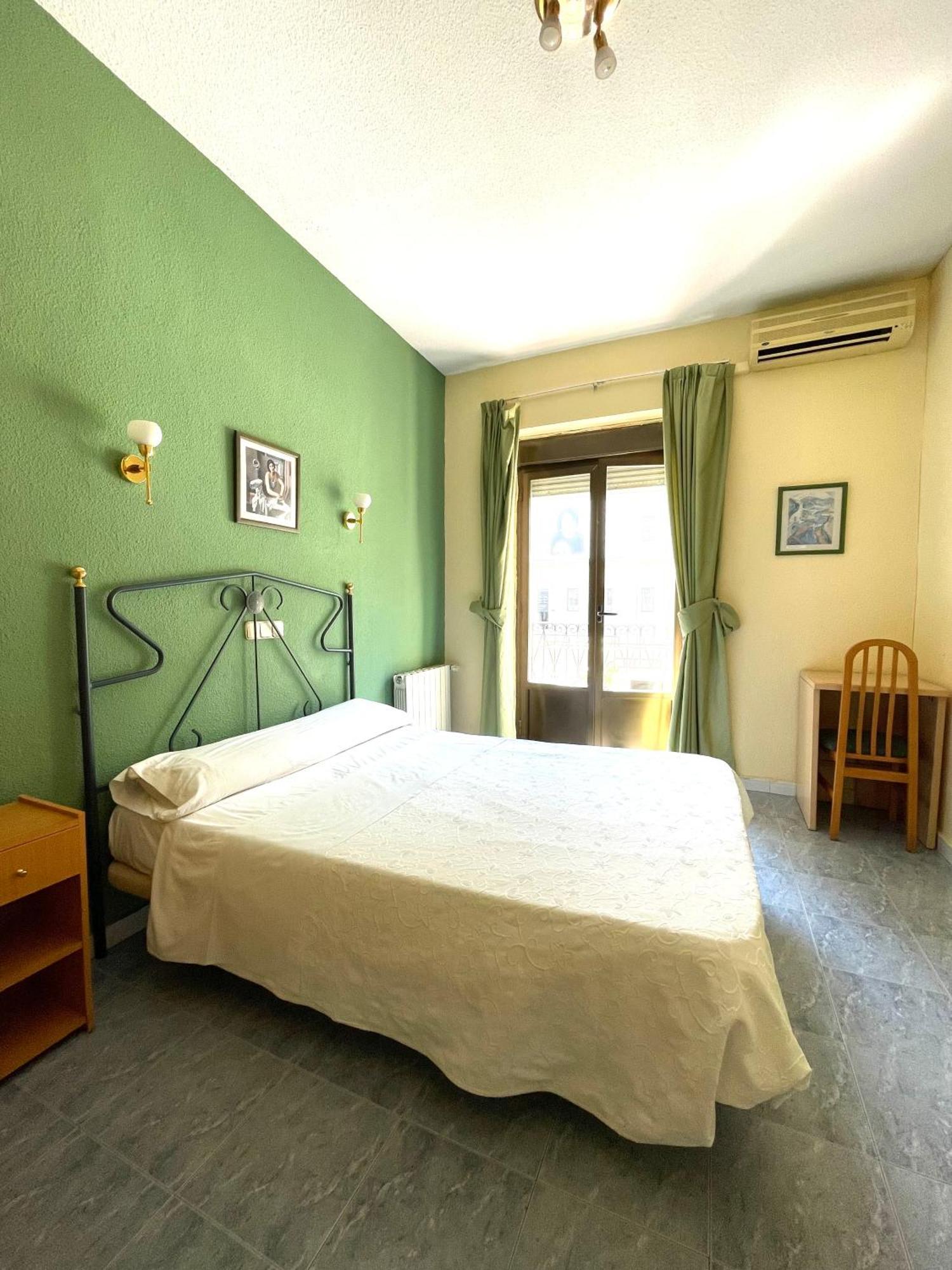 Fernandez Atocha Guest house