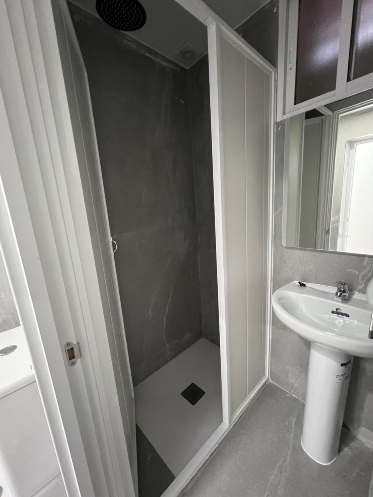 Space Capsule Albergue *