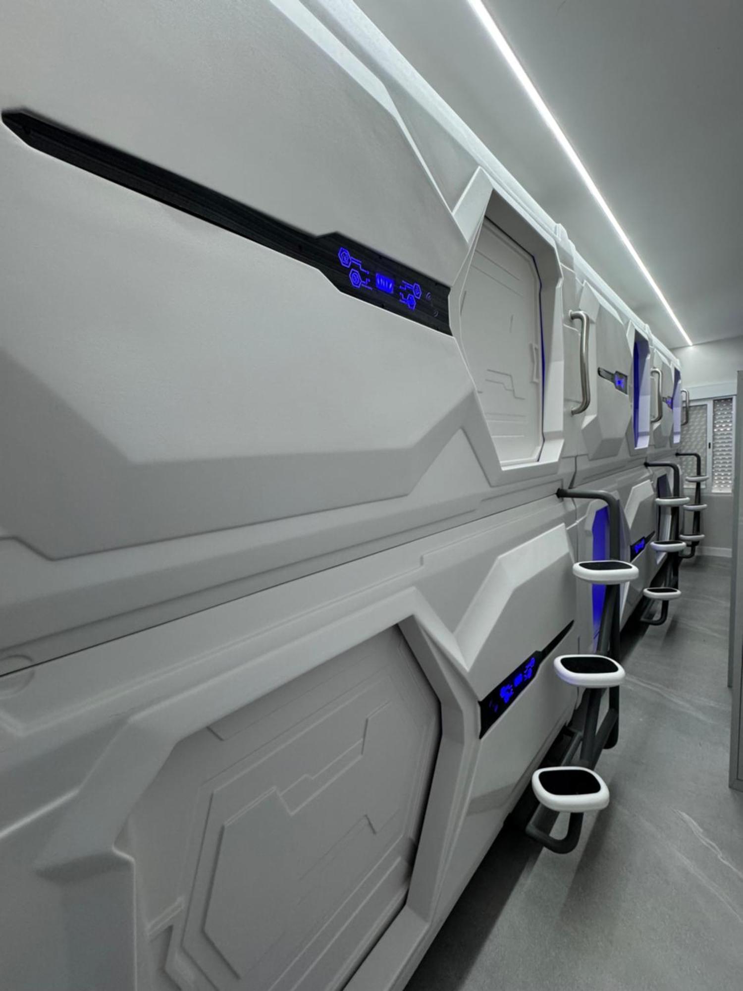 Space Capsule Albergue