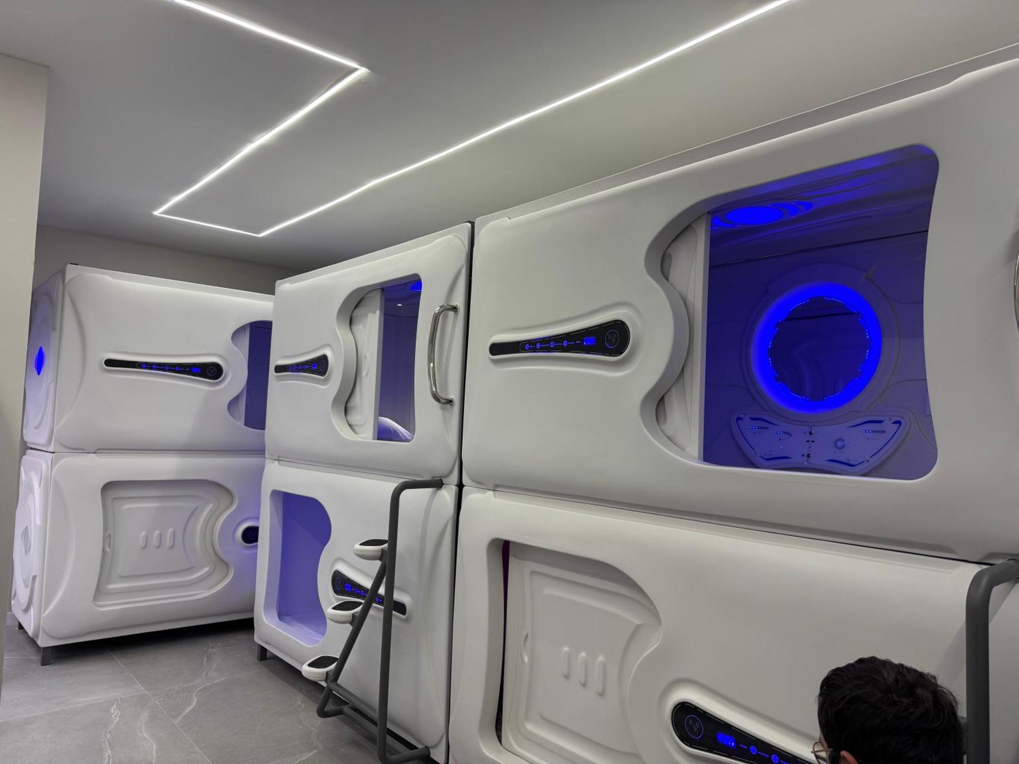 Space Capsule Albergue *