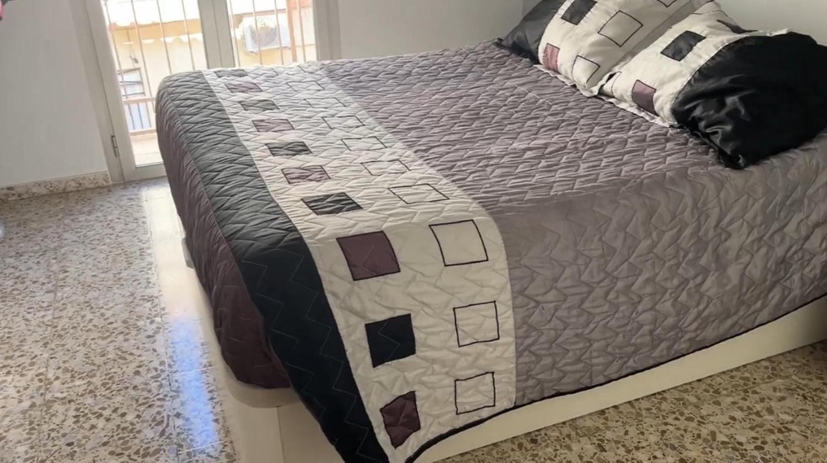 Royal Crest Deluxe Madri
